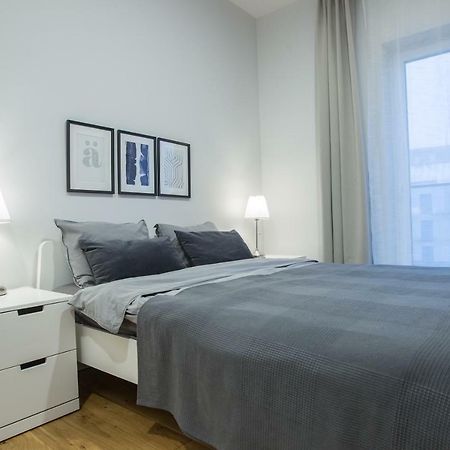 Bright 1Bd Apartment In Old Town By Hostlovers Kaunas Kültér fotó